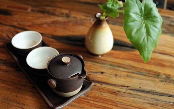 三亚新茶品尝:不宜饮用的八种茶